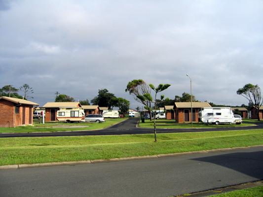 Silver Sands Holiday Park - Evans Head: Good paved roads throughout the park