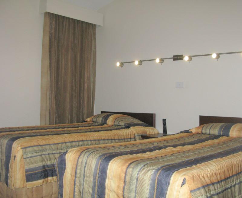 Wollongong Surf Leisure Resort - Fairy Meadow: Second bedroom in two bedroom terrace apartment