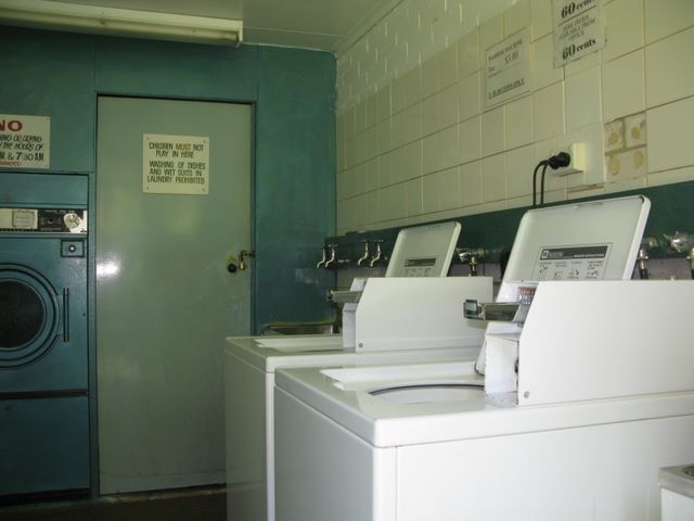 Flinders Caravan Park - Flinders: Interior of laundry