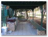BIG4 Forbes Holiday Park - Forbes: BBQ area