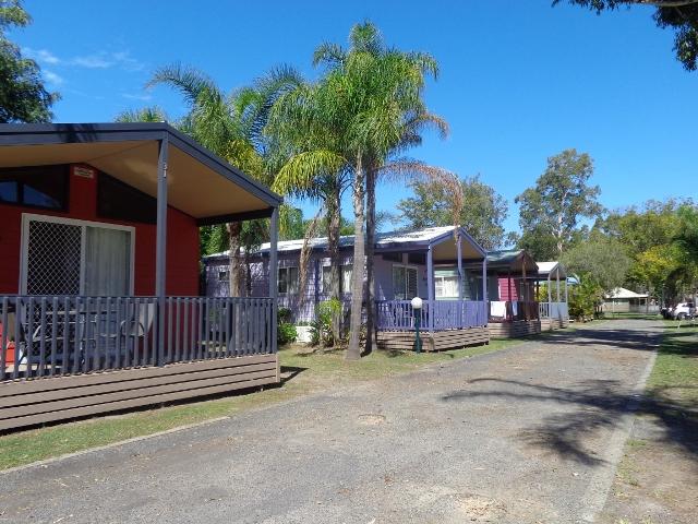 Lani's Holiday Island - Forster: more cabins