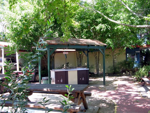 Lani's Holiday Island - Forster: BBQ area