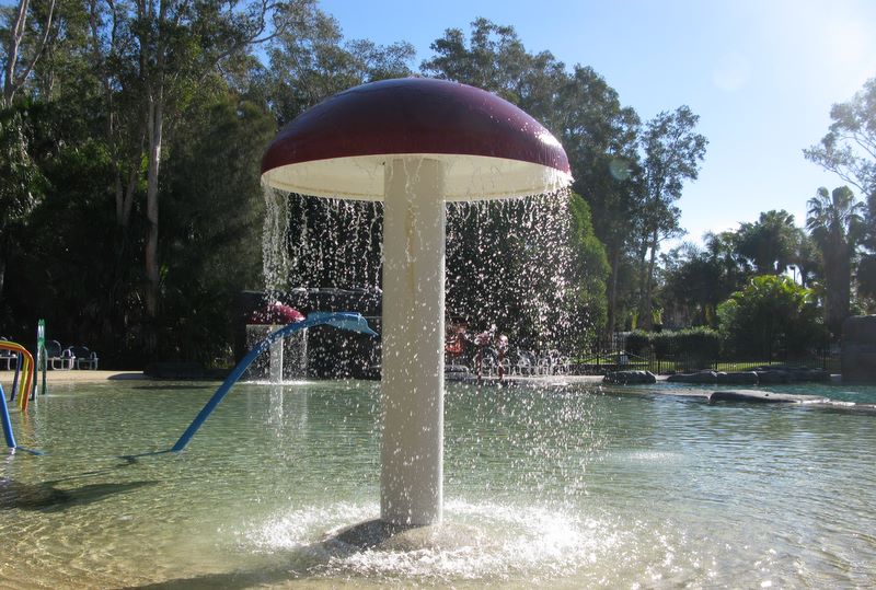 Smugglers Cove Holiday Village - Forster: Swimming pool