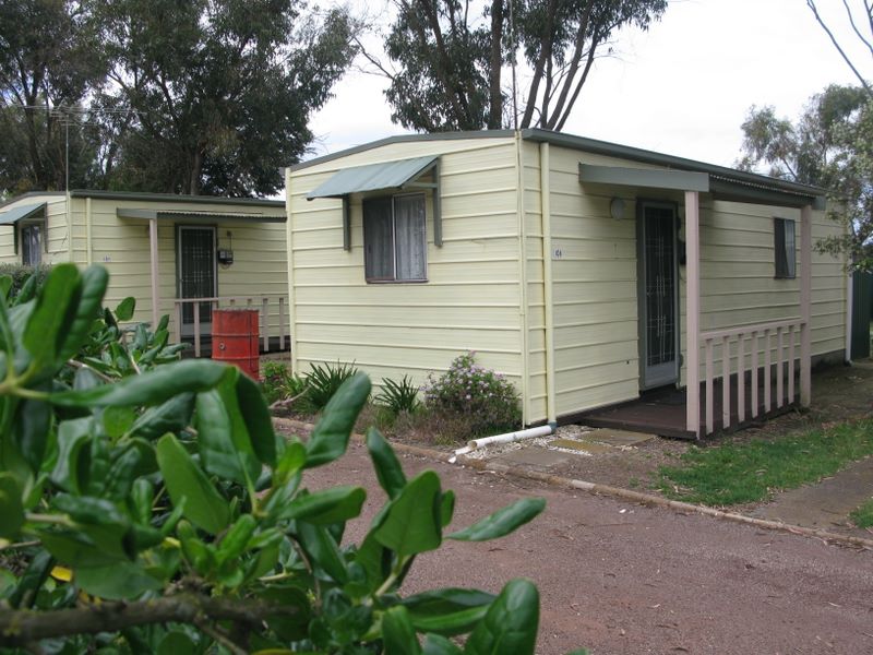 Moolap Caravan Park - Moolap Geelong: Budget cabin accommodation