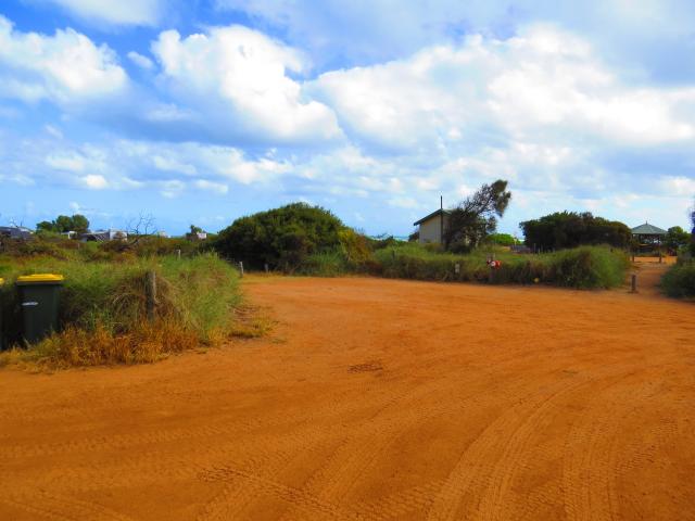 Coronation Beach - Geraldton: Camp area.