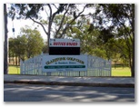Gladstone Golf Course - Gladstone: Gladstone Golf Course welcome sign