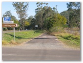 Steve Irwin Way - Glass House Mountains: Additional parking area shown just south of the Barrs Road.