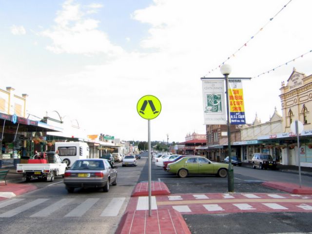 Glen Innes NSW - Glen Innes: Glen Innes NSW: Historic main street of Glen Innes