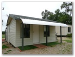 Glenrowan Tourist Park - Glenrowan: Cottage accommodation, ideal for families, couples and singles
