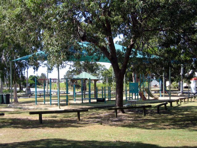 Jacobs Well Tourist Park - Jacobs Well: Playground for children