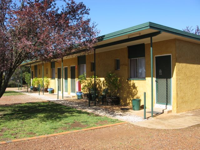 Griffith Tourist Caravan Park - Griffith: Motel style accommodation