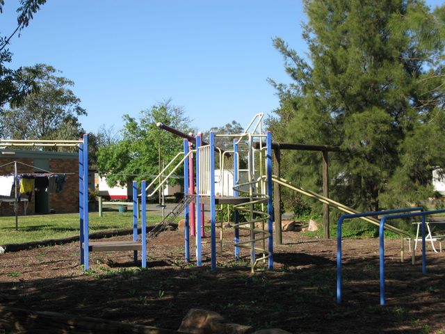 Griffith Caravan Village - Griffith: Playground for children.