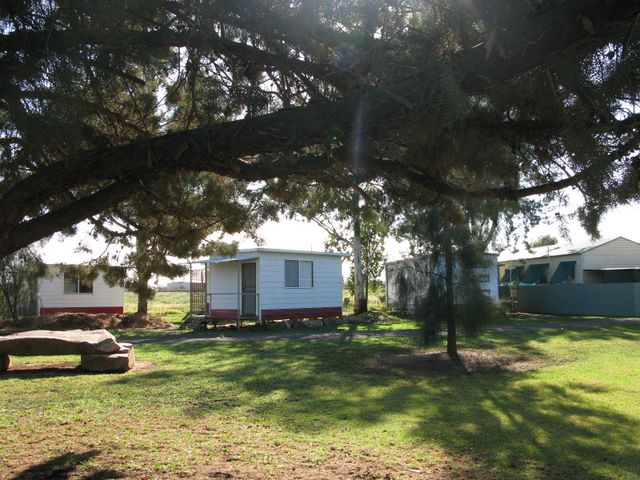 Griffith Caravan Village - Griffith: Cottage accommodation, ideal for families, couples and singles