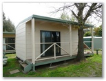 Hamilton Caravan Park - Hamilton: Budget cabin accommodation