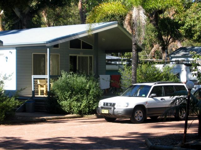 Jimmy's Beach Caravan Park - Hawks Nest: Cottage accommodation ideal for families, couples and singles