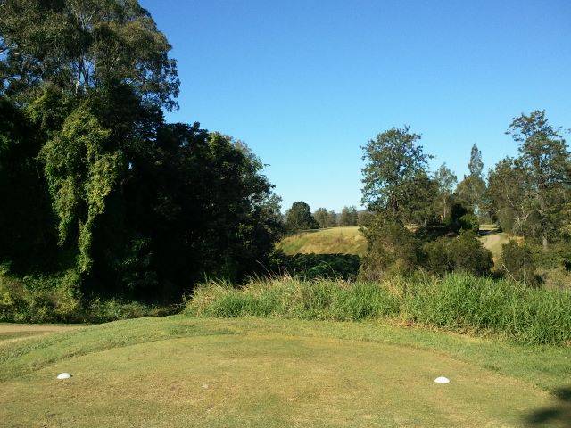 Hills International Golf Club - Jimboomba: Fairway view on Hole 4 - hitting across the gully to the fairway.  This is challenging!