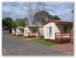 Wimmera Lakes Caravan Resort - Horsham: Cottage accommodation, ideal for families, couples and singles