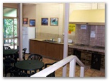 Iluka Riverside Tourist Park - Iluka: Interior of cottage