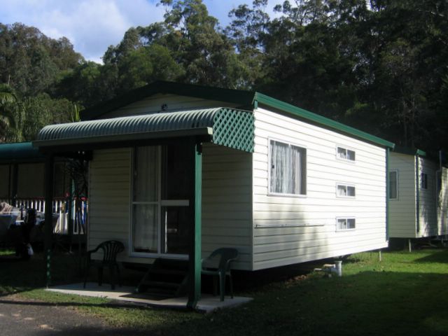 Woombah Woods Caravan Park - Woombah: Cottage accommodation ideal for families, couples and singles