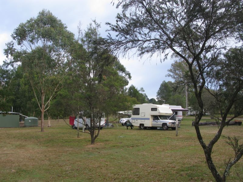 Borumba Deer Park and Caravan Park - Imbil: Camping in a delightful bushland setting