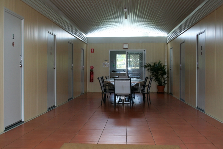 Sapphire City Caravan Park - Inverell: Workers accommodation in motel style units.