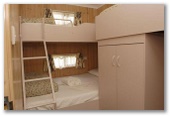 Discovery Holiday Parks - Jindabyne - Jindabyne: Bunk beds in Northcote 4 Star