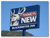 Blacksmiths Inn Stay and Rest - Johns River: Blacksmiths Inn welcome sign