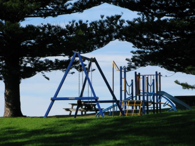 Surf Beach Holiday Park - Kiama: Playground for children.