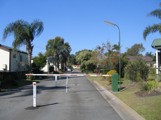 Drifters Holiday Village - Kingscliff: Secure entrance and exit - Good paved roads throughout the park