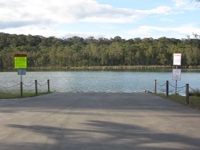 BIG4 Conjola Lakeside Van Park - Lake Conjola: Boat ramp