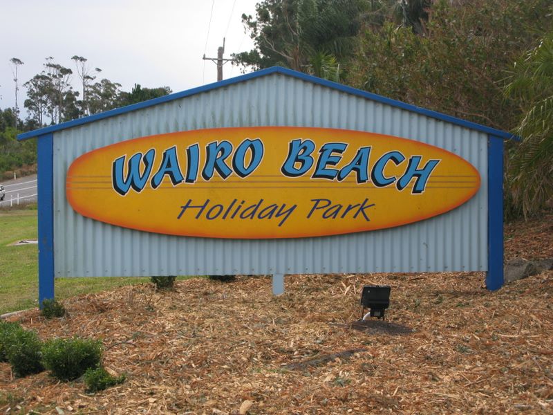 Wairo Beach Tourist Park - Lake Tabourie: Wairo Beach Holiday Park welcome sign