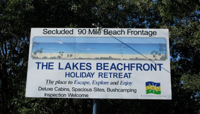 The Lakes Beachfront Holiday Retreat - Lake Tyers Beach: The Lakes Beachfront Holiday Retreat welcome sign