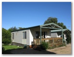 The Lakes Beachfront Holiday Retreat - Lake Tyers Beach: Cottage accommodation ideal for families, couples and singles