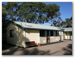 Koonwarra Family Holiday Park - Lakes Entrance: Cottage accommodation ideal for families, couples and singles