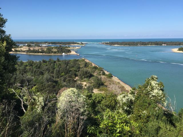 Lakes Entrance Recreation and Camping Reserve - Lakes Entrance: Beautiful Lake Entrance
