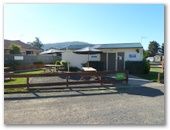 Discovery Holiday Parks Hadspen - Hadspen Launceston: Camp kitchen and laundry