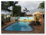 Laurieton Gardens Caravan Resort - Laurieton: Swimming pool.