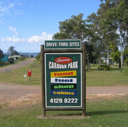 Maaroom Caravan Park - Maaroom: Maaroom Caravan Park welcome sign