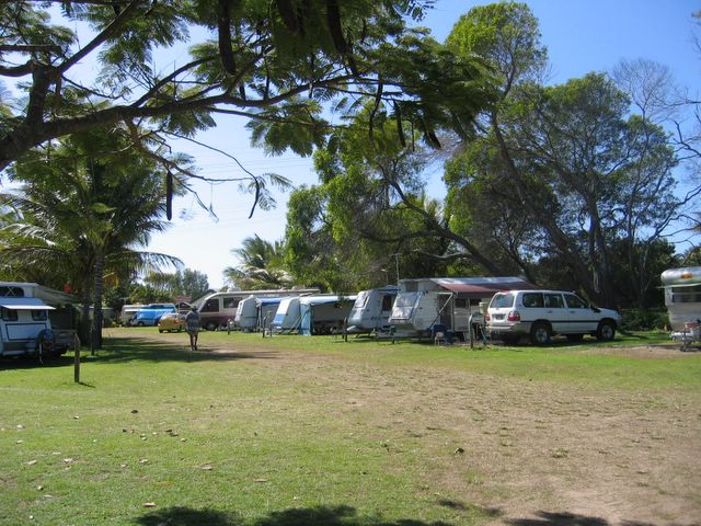Andergrove Van Park - Mackay: Powered sites for caravans