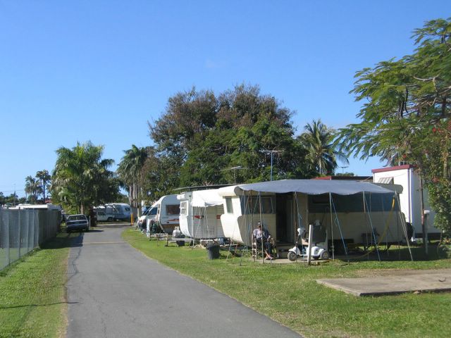 Premier Caravan Park - Mackay: Powered sites for caravans