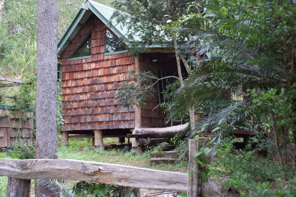 Stoney Creek Farmstay - Eton, via Mackay: Cottage accommodation, ideal for families, couples and singles