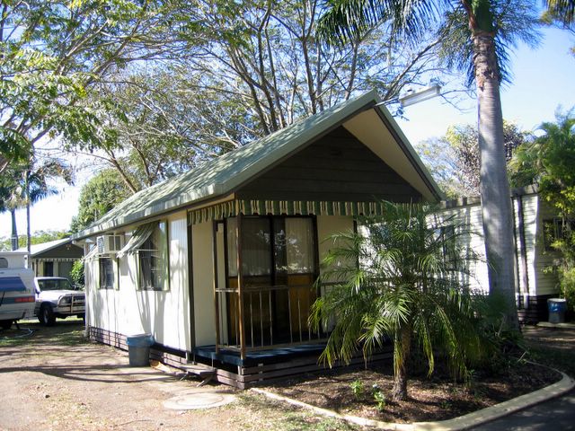 The Park Mackay Historical Photos 2005 - Mackay: Cottage accommodation ideal for families, couples and singles