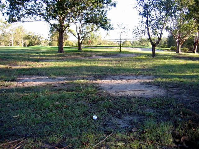 Easts Leisure and Golf Course - Maitland: Approach to the Green on Hole 6