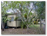 Mareeba Country Caravan Park - Mareeba: Cottage accommodation ideal for families, couples and singles