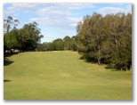 Maryborough Golf Course - Maryborough: Approach to the green on the 15th