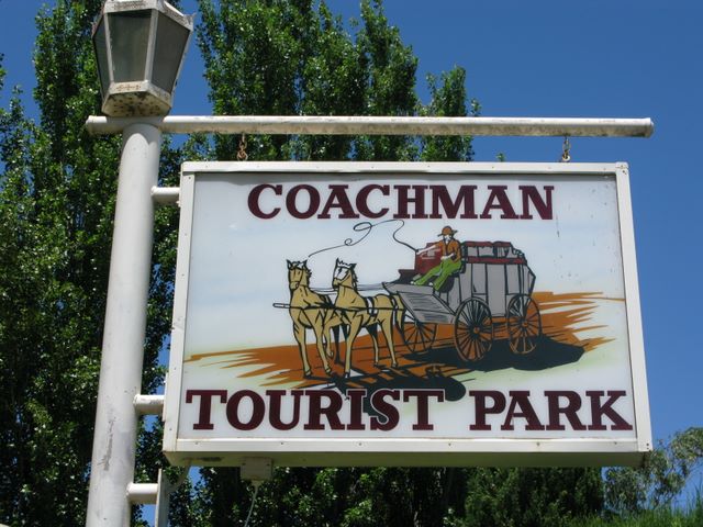 Coachman Tourist Park - Mildura: Coachman Tourist Park welcome sign.