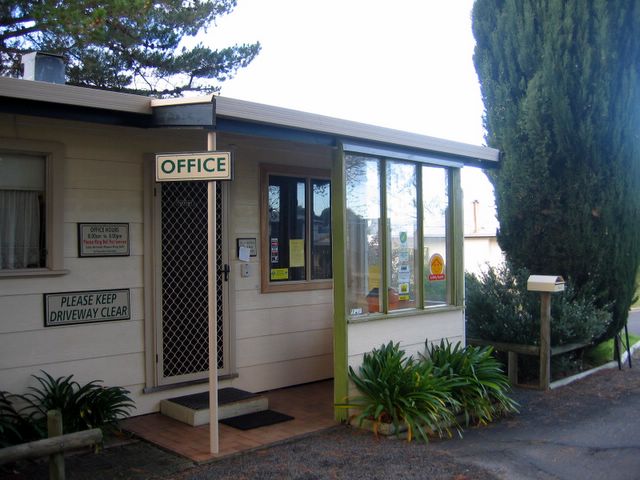 Hillview Caravan Park - Millicent: Reception and office