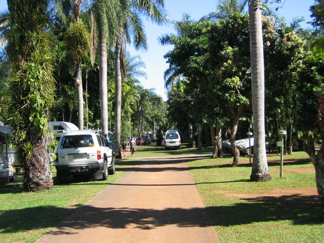 Mission Beach Hideaway Village - Mission Beach: Good paved roads throughout the park