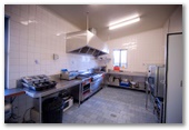 Merool on the Murray - Moama: Kitchen in Function Centre