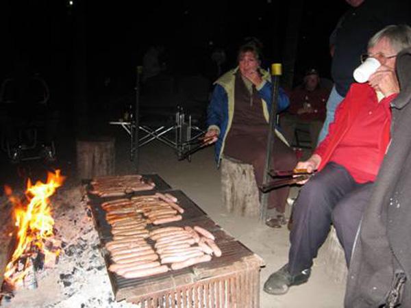 Cania Gorge Tourist Retreat - Monto: Sausage sizzle